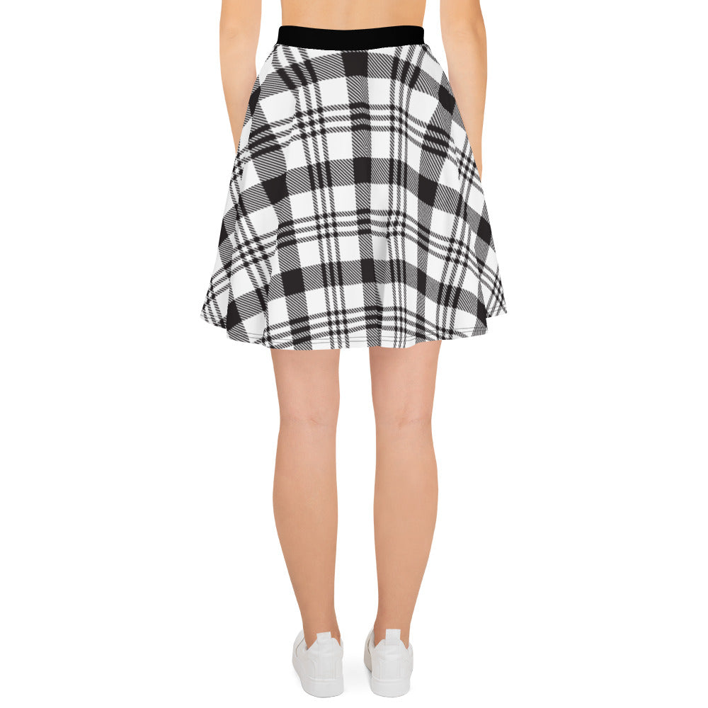 DivineWear Fall22 Plaid Skater skirt in black
