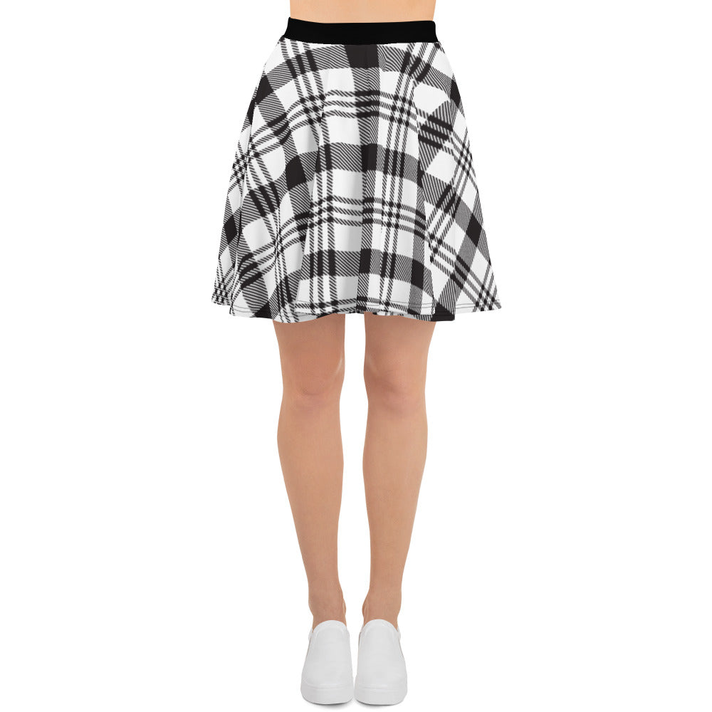 DivineWear Fall22 Plaid Skater skirt in black